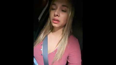 Media: carolina__star Stripchat 2024-12-17 02:08:00