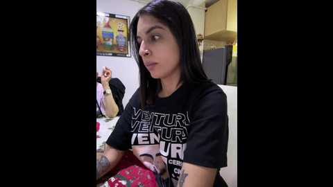 Media: charlotte_stevenss_ Stripchat 2024-12-17 19:59:00