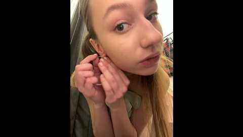 Media: lia__love Stripchat 2024-12-17 13:03:00