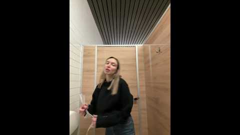 miss_elfie @ stripchat on 20241217