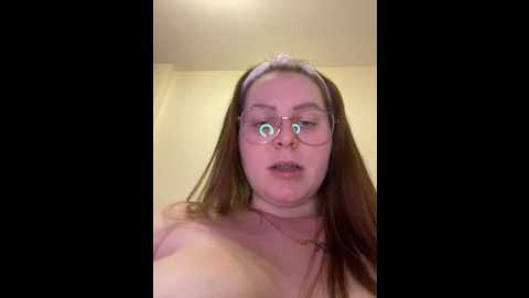 Media: nancy_lun Stripchat 2024-12-17 02:15:00