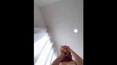 Media: naughty__angel Stripchat 2024-12-17 13:59:00