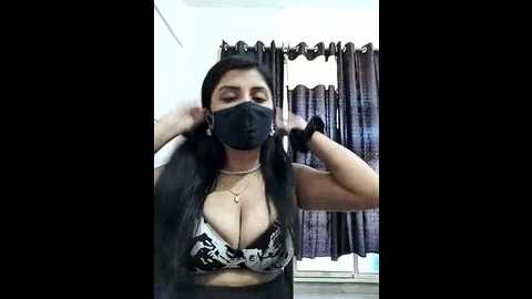 Media: nehadarling200 Stripchat 2024-12-17 10:35:00