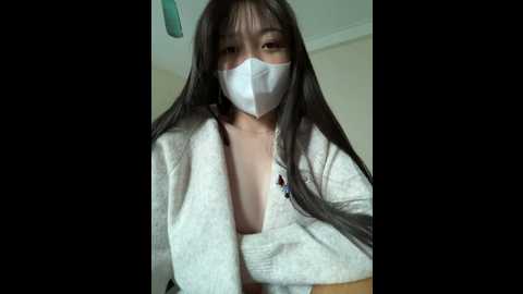 Media: seena_mochi Stripchat 2024-12-17 05:56:00