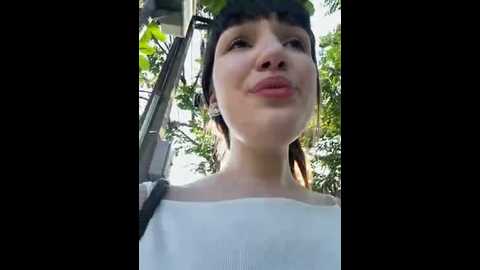 Media: sophie_avory Stripchat 2024-12-17 08:51:00