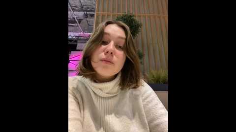 Media: suziemurray Stripchat 2024-12-17 10:55:00