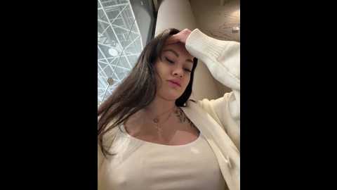 Media: wet__bunny Stripchat 2024-12-17 09:42:00