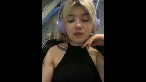 Media: baby__naughty Stripchat 2024-12-18 16:02:00