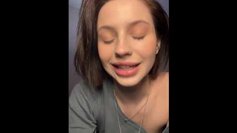 Media: camilla_railian Stripchat 2024-12-18 22:12:00