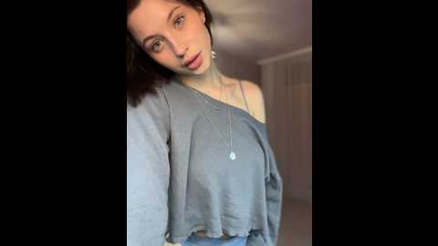 Media: camilla_railian Stripchat 2024-12-18 22:52:00