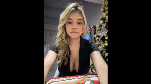 Media: carolina__star Stripchat 2024-12-18 04:08:00