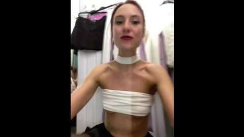 Media: dina_tease Stripchat 2024-12-18 14:17:00