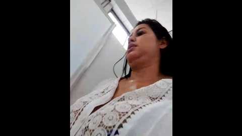 Media: keilymadam Stripchat 2024-12-18 16:52:00