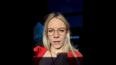 vivi_vallentine @ stripchat on 20241218