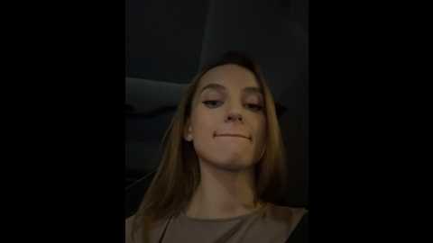 Media: _angelari_ Stripchat 2024-12-19 18:41:00
