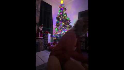 Media: cutiepiespanks Stripchat 2024-12-19 01:42:00