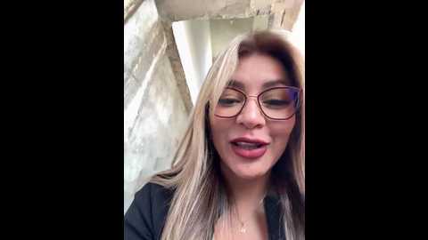 Media: dianita_1988 Stripchat 2024-12-19 15:09:00