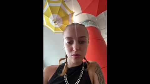 Media: enjoy_my_beauty Stripchat 2024-12-19 04:35:00