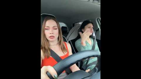 Media: julliavegas Stripchat 2024-12-19 09:06:00