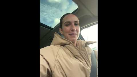 Media: lola_tentatiion Stripchat 2024-12-19 10:56:00