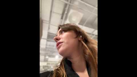 Media: mariid Stripchat 2024-12-19 11:54:00
