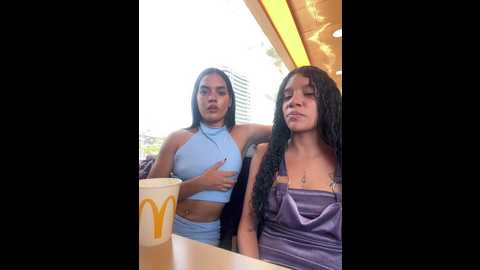 Media: naughty_friends_ Stripchat 2024-12-19 15:58:00