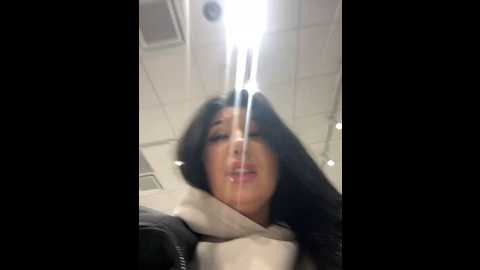 Media: tisha_busty Stripchat 2024-12-19 15:24:00