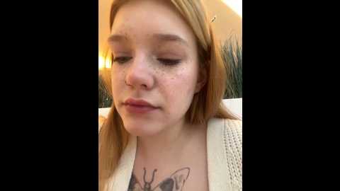 Media: honey___hot Stripchat 2025-05-29 17:40:00