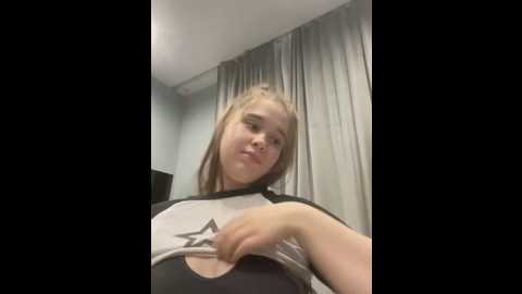 hornygirlh @ stripchat on 20250529