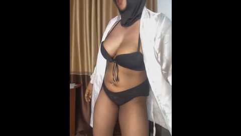 yelena_myurs @ stripchat on 20250529