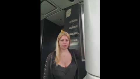 alicedream5 @ stripchat on 20250530