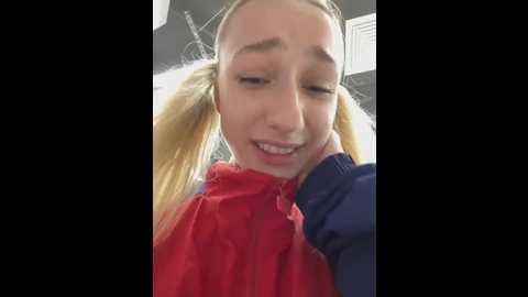 Media: lia__love Stripchat 2025-05-30 13:16:00