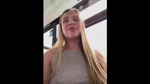 Media: liza_risky Stripchat 2025-05-30 16:52:00