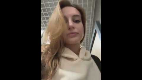 Media: _angelari_ Stripchat 2025-05-31 22:01:00
