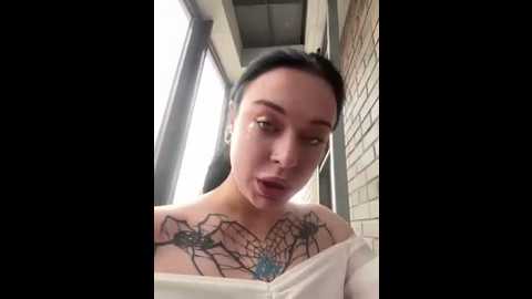 Media: alishaofthorns Stripchat 2025-05-31 05:48:00