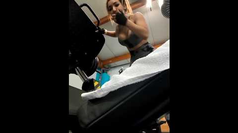 Media: alyssa_76 Stripchat 2025-05-31 11:20:00
