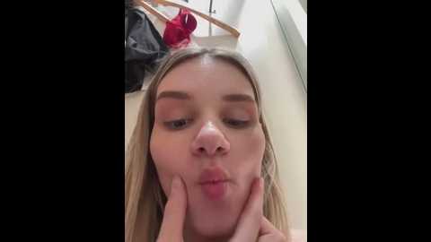 Media: baravisha Stripchat 2025-05-31 15:34:00