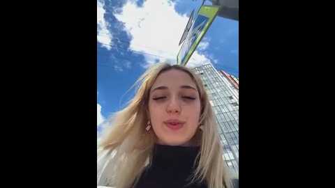 Media: dollytall Stripchat 2025-05-31 11:00:00