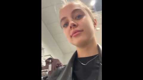 Media: enjoy_my_beauty Stripchat 2025-05-31 08:46:00