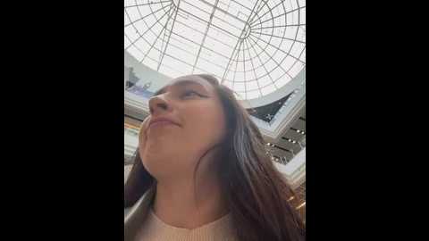 Media: holly_play Stripchat 2025-05-31 12:23:00