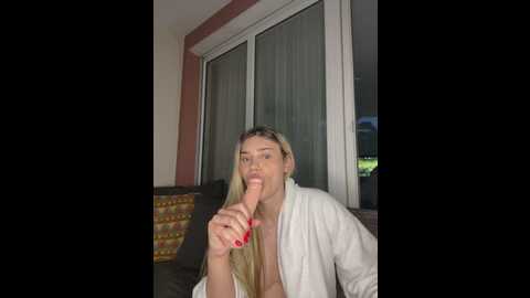 larasexy35 @ stripchat on 20250531