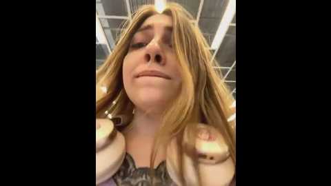 Media: sunny___bunny Stripchat 2025-05-31 12:34:00