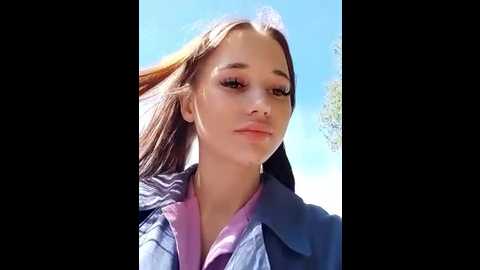 Media: juice_bunny Stripchat 2025-06-01 07:44:00