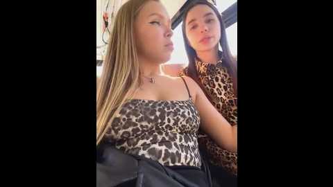 Media: liza_risky Stripchat 2025-06-01 15:21:00