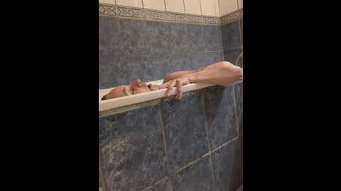nique_taraxx @ stripchat on 20250601