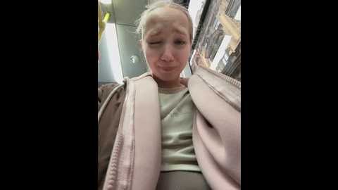 Media: bambi_lu Stripchat 2025-06-02 18:05:00