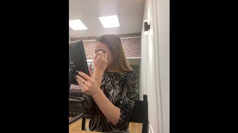 Media: kiramyers Stripchat 2025-06-02 04:38:00
