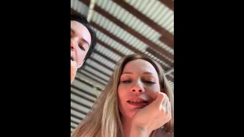 Media: lavenderhot Stripchat 2025-06-02 06:09:00