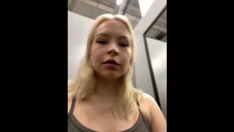 littlebitchesss @ stripchat on 20250602