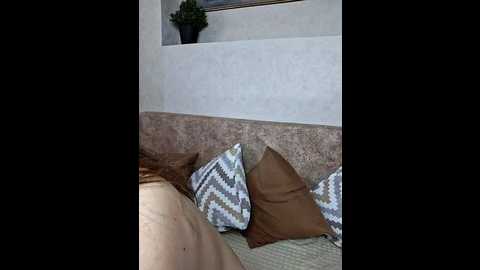 Media: olivia_oliv Stripchat 2025-06-02 02:18:00
